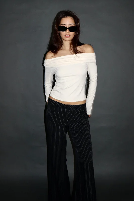 Victoria off-shoulder long sleeve top