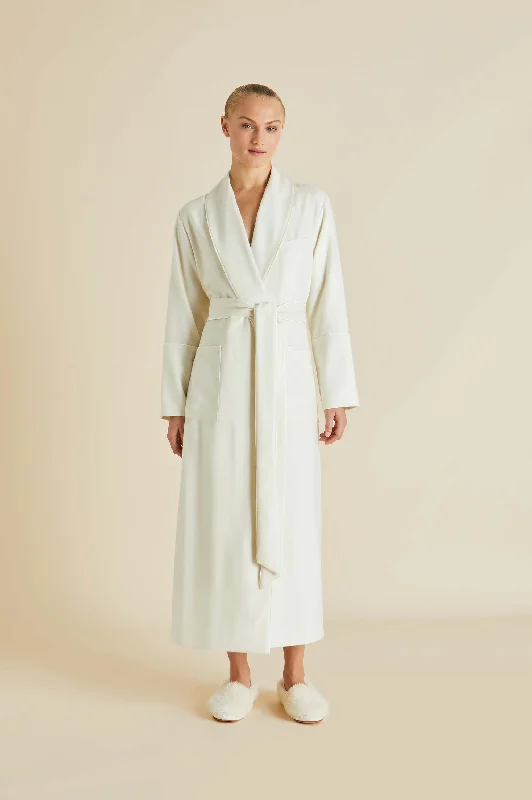 Logan Aspen Ivory Robe in Cashmere